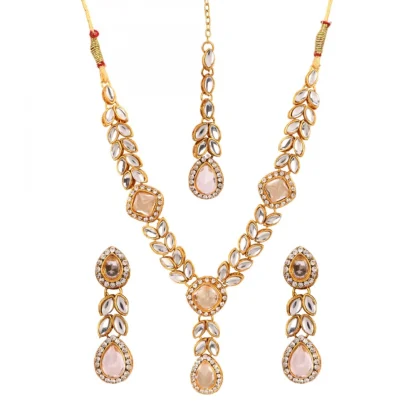 Gold Plated Traditional Kundan Necklace Set with Earrings and Maang Tikka - Image 3