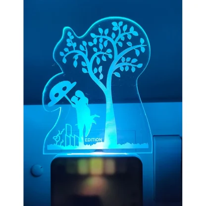 Romantic Couple Under Tree AC Adapter Night Lamp - Image 3