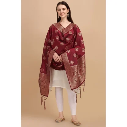 Women's Silk Pure Zari weaving Duppatta (Maroon, Length: 2-2.3 Mtrs) - Image 2