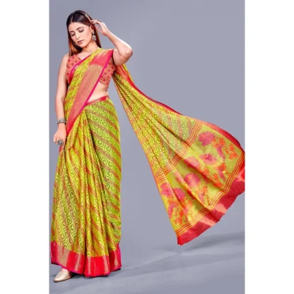 Women's Viscose Rayon Printed Saree With Unstitched Blouse (Green) - Image 3