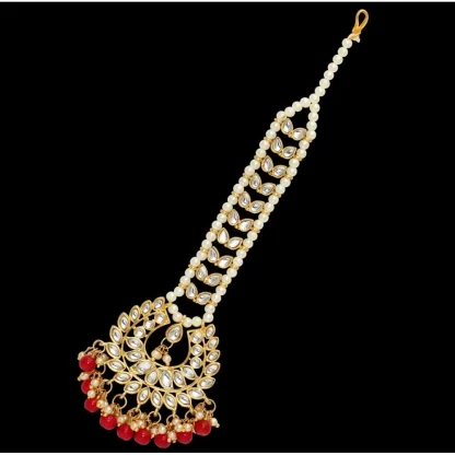 Women's Red Color Imitation Pearl & Kundan Maang Tikka - Image 2