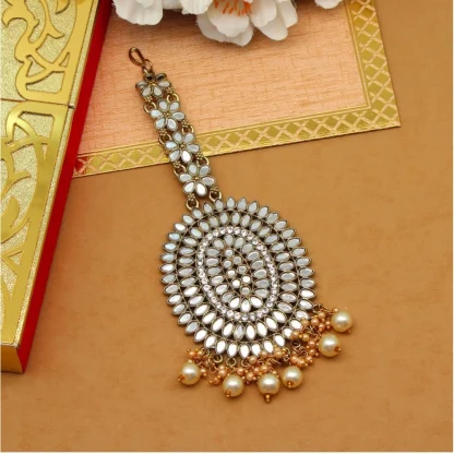 Women's Gold Color Mirror Work Maang Tikka