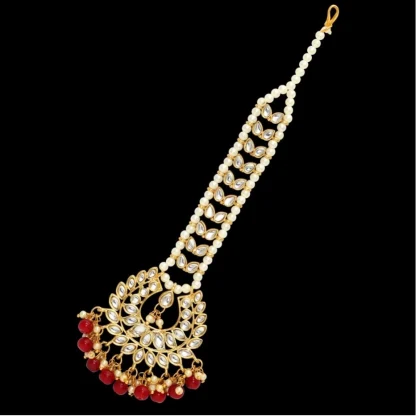 Women's Maroon Color Imitation Pearl & Kundan Maang Tikka - Image 2