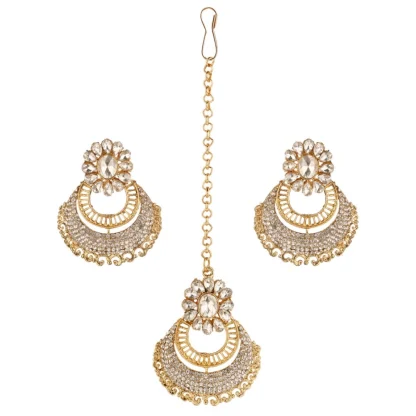 Women's Rose Gold Plated Alloy Kundan Earrings & Mangtikka (White)