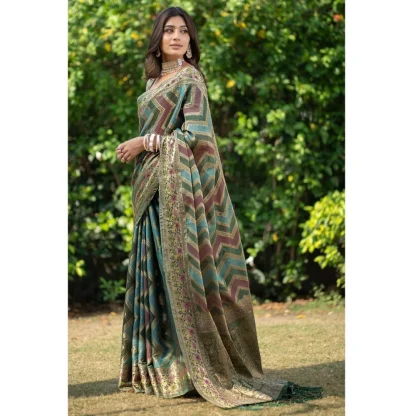 Generic Women's Organza Printed Saree With Unstitched Blouse (Green, 5-6 Mtrs) - Image 3