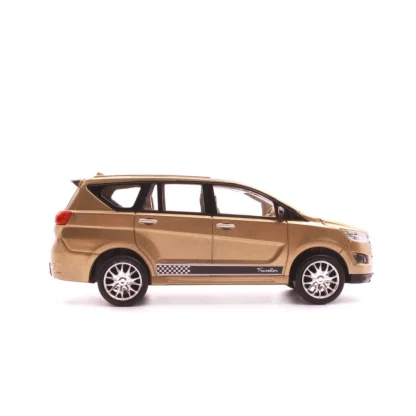 Plastic Innova Crysta Model For Kids Pull Back Car (Assorted) - Image 4