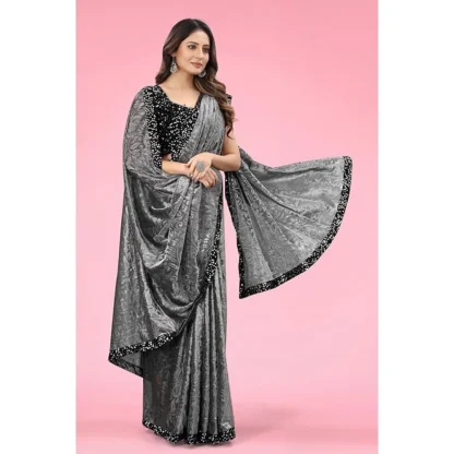 Women's Lycra Floral Saree With Unstitched Blouse (Grey, 5.5 Mtr) - Image 4